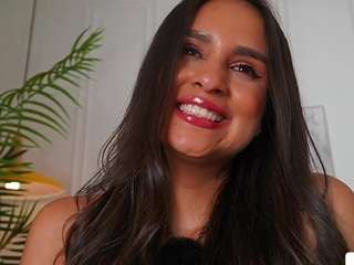 alana-haze webcam model