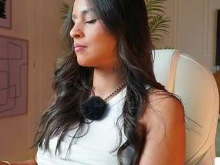 Live webcam model alana-haze on Soda Cams