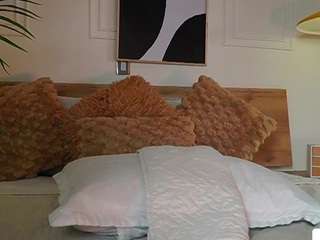 Live webcam model alana-haze on Soda Cams