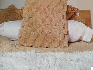 Live webcam model alana-haze on Soda Cams