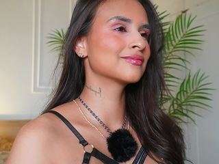 Live webcam model alana-haze on Soda Cams