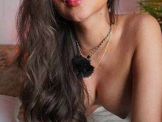 Live webcam model alana-haze on Soda Cams