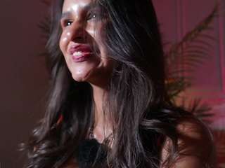 alana-haze Live Webcam on CamSoda