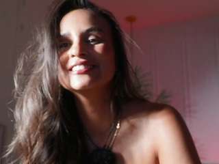 Live webcam model alana-haze on Soda Cams