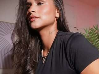 Live webcam model alana-haze on Soda Cams