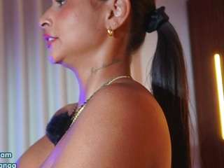 alana-haze Live Webcam on CamSoda