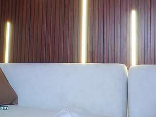 alana-haze webcam