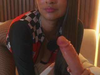 Soyalanaa live webcam show