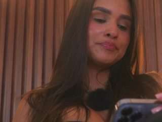 Soyalanaa live cam preview