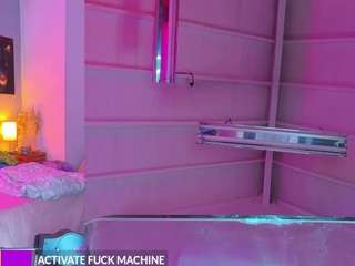 Miss Pawi live webcam show