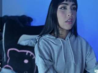 nicolle-lee