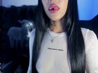 nicolle-lee