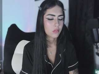 nicolle-lee