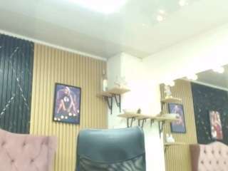 barbie-brown webcam model