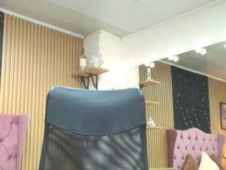barbie-brown webcam