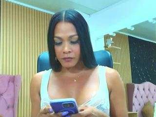 Barbie-brown