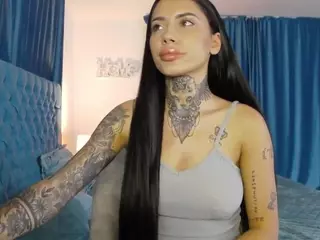 Kendra18's Live Sex Cam Show
