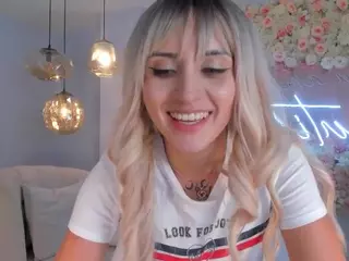 MollySunders's Live Sex Cam Show