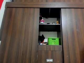 miavergara live cam profile