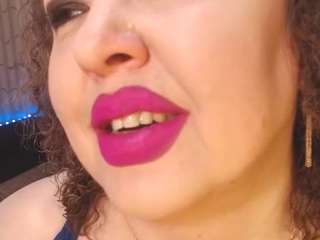 yourbustykatty webcam