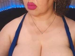 yourbustykatty Sex Cam Show