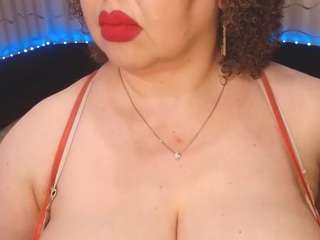 yourbustykatty live webcam show