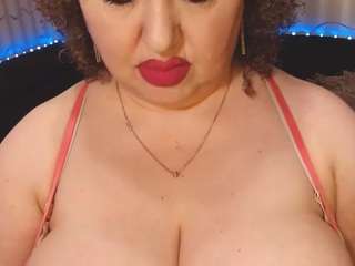 YourBustyKatty