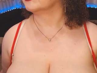 YourBustyKatty