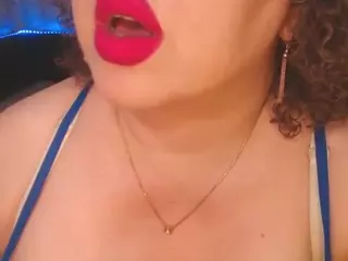 YourBustyKatty's Live Sex Cam Show