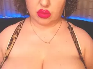 YourBustyKatty's Live Sex Cam Show