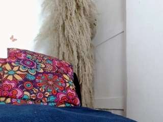 alish-mistress webcam