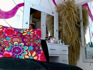 alish-mistress webcam