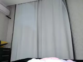 Sayeri Kim's Live Sex Cam Show