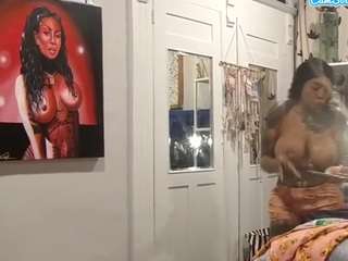 secretdeesires from CamSoda is Freechat