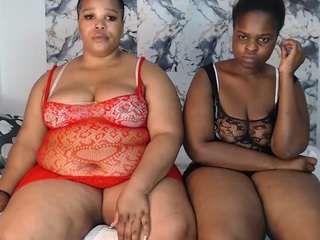 sexychill1992 Live Webcam on CamSoda