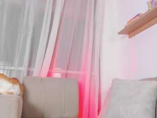 Live webcam model sofy-ramirez on Soda Cams