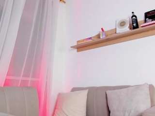 Live webcam model sofy-ramirez on Soda Cams