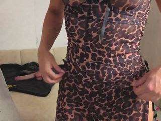 le modèle ana-sofia1 est en webcam porno dans un show sur le site camsoda, il possède les tags suivants: amateur,anal,toys,tease,stockings,spank,solo,oil,lush,lovense,fingers,feet,double-penetration,dirty-talk,dildo-or-vibrator,dildo,deepthroat,cowgirl,control,brown eyes