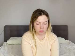 ember-bunny Live Webcam on CamSoda