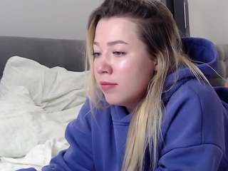 ember-bunny Live Webcam on CamSoda