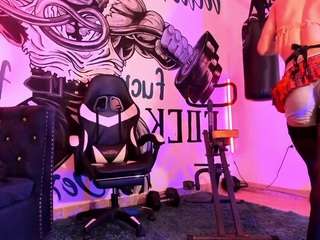 misstrespervert Live Webcam on CamSoda