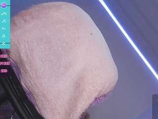enyacleverland Live Webcam on CamSoda