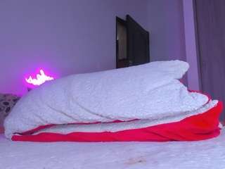 meghanwolf Live Webcam on CamSoda