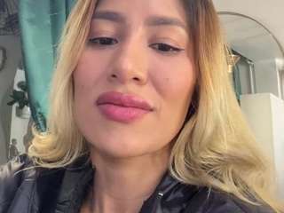 Live webcam model meghanwolf on Soda Cams