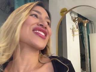 Live webcam model meghanwolf on Soda Cams