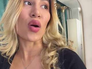 Live webcam model meghanwolf on Soda Cams