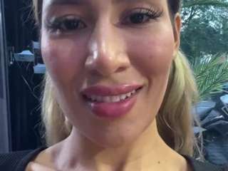 Live webcam model meghanwolf on Soda Cams