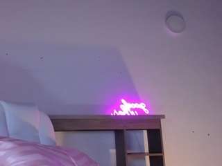 Live webcam model meghanwolf on Soda Cams