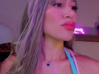 Live webcam model meghanwolf on Soda Cams