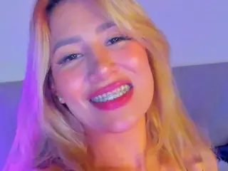 MeghanWolf's Live Sex Cam Show